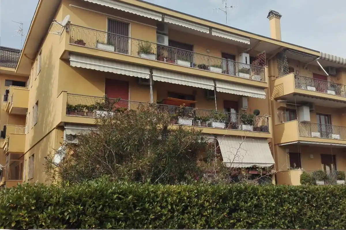 Ristrutturazione Condominio Giardino Verde (CH) — dettaglio 1
