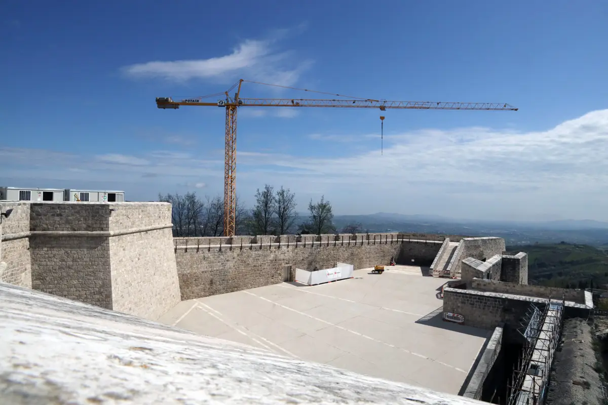 Fortezza di Civitella del Tronto (TE) — vista d'insieme